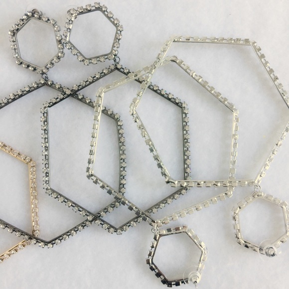 Statement hexagon crystal earrings - Picture 5 of 6